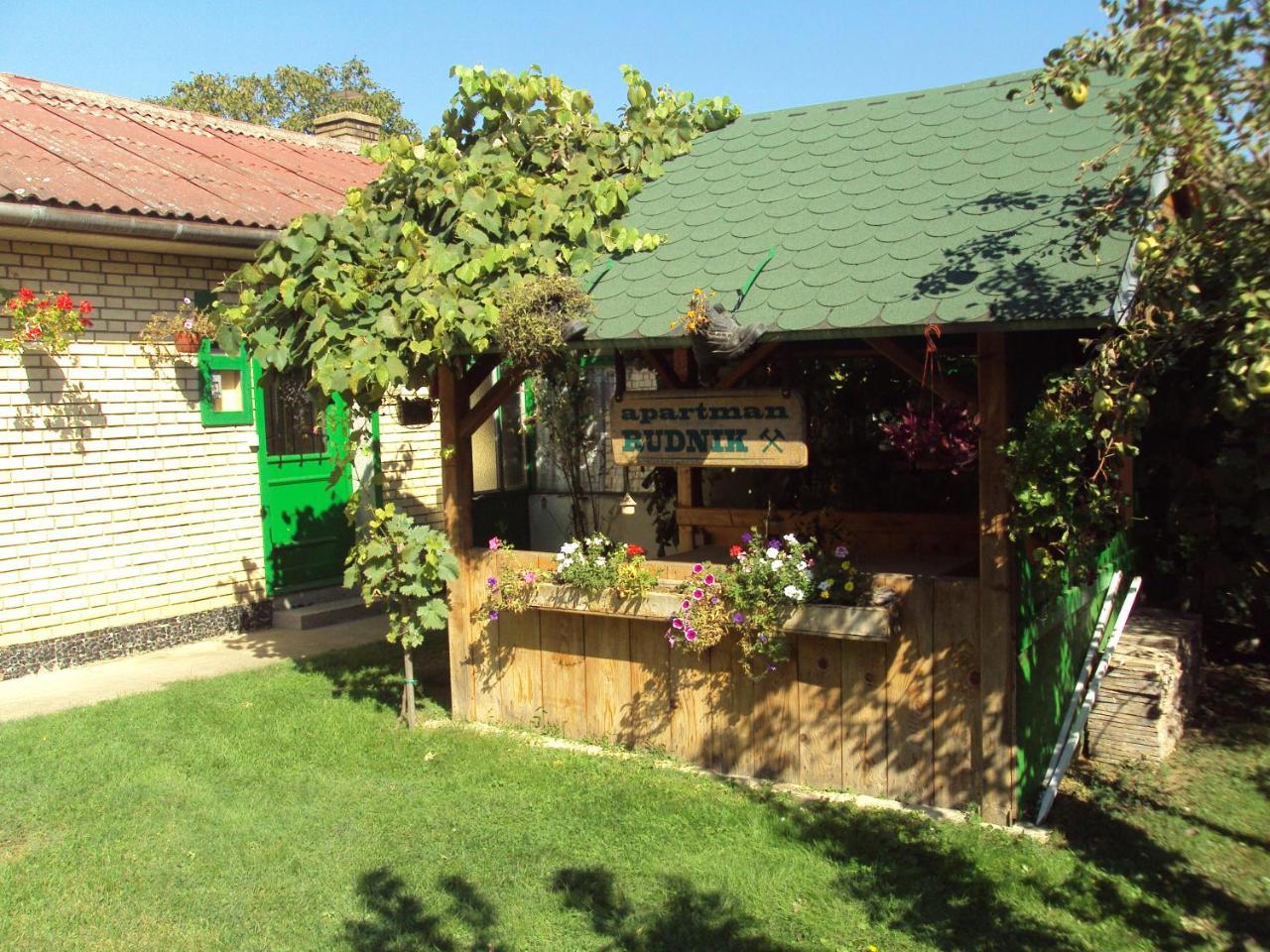 Apartman Rudnik Vrdnik Extérieur photo