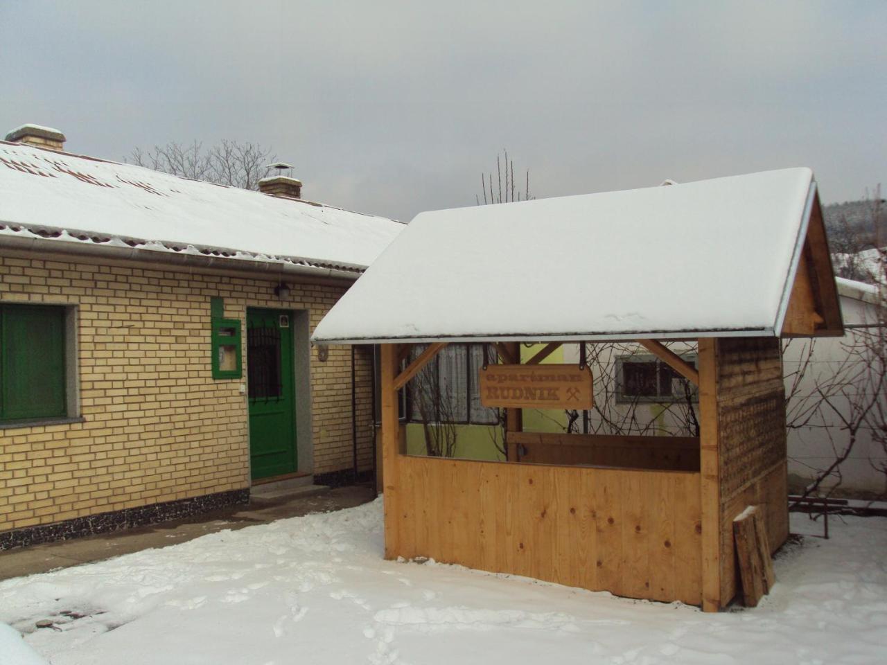 Apartman Rudnik Vrdnik Extérieur photo